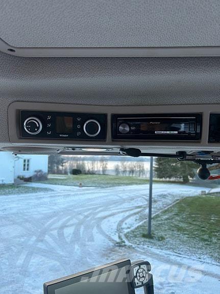 Fendt 516 VARIO Traktori