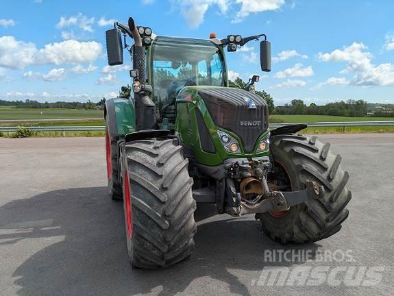 Fendt 724 S4 Vario Traktori
