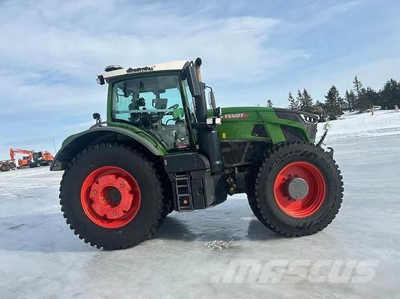 Fendt 942 VARIO Traktori