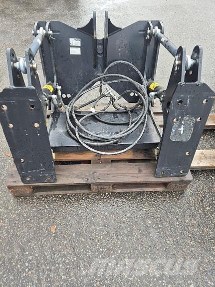 FMG EN Snežne daske i plugovi