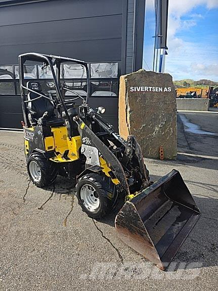 GiANT D204SW Skid steer mini utovarivači