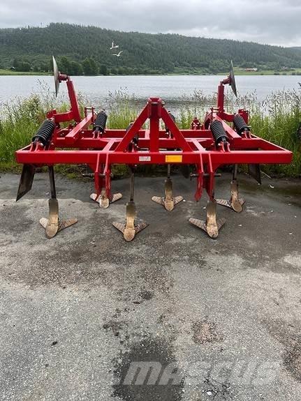 He-Va Megadan 260 Ostale mašine i priključci za obradu tla