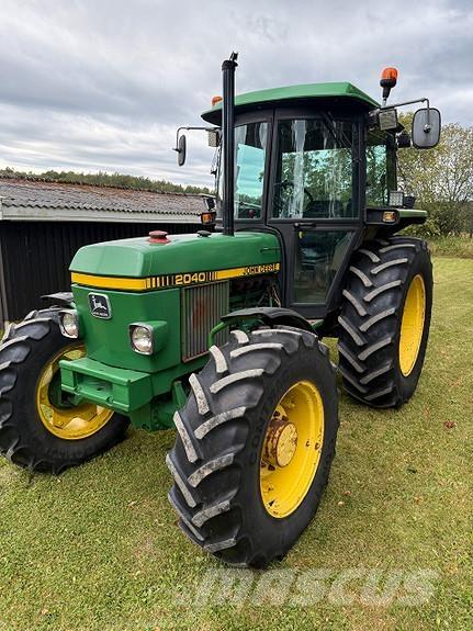 John Deere 2040 Traktori