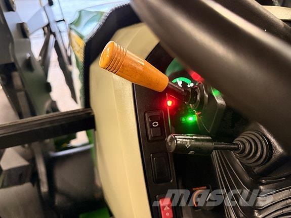 John Deere 5100M Traktori