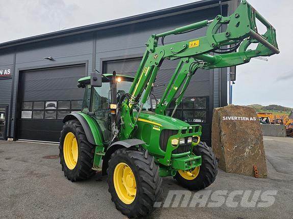 John Deere 5100R Traktori
