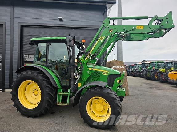 John Deere 5100R Traktori