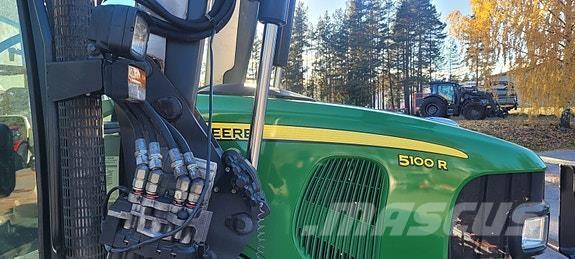 John Deere 5100R Traktori