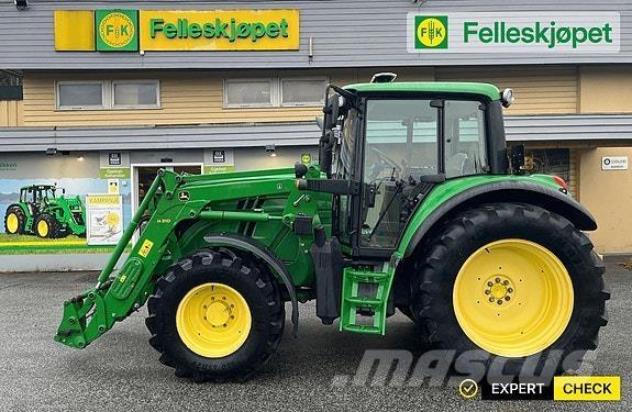 John Deere 6125M Traktori