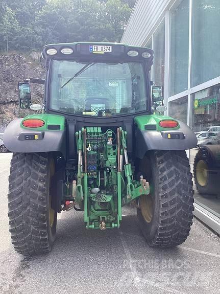John Deere 6130R Traktori