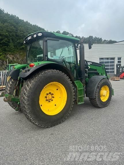 John Deere 6150R Traktori