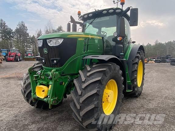 John Deere 6250R Traktori