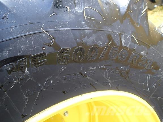 John Deere 6R150 Traktori