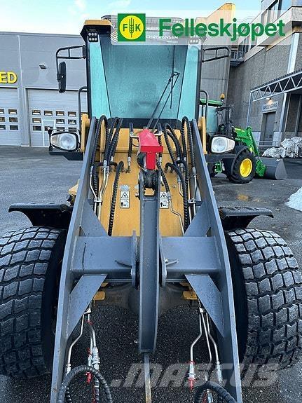  L45 Skid steer mini utovarivači