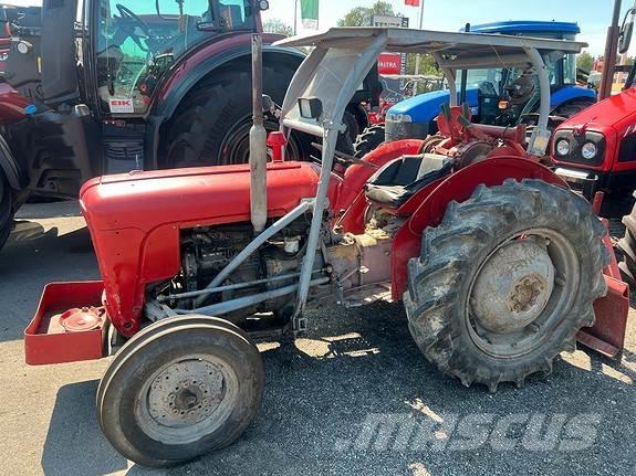 Massey Ferguson 35 Traktori