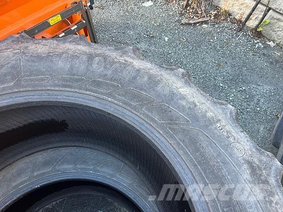 Mitas  Gume, točkovi i felne