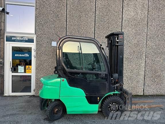 Mitsubishi FD25N Dizelski viljuškari