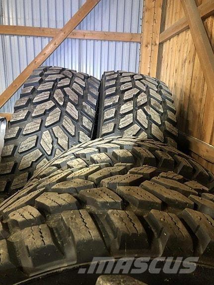 Nokian Hakka TRI Ostale mašine za put i sneg