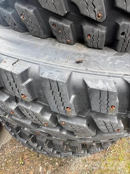 Nokian Hakkapelita Ostale poljoprivredne mašine