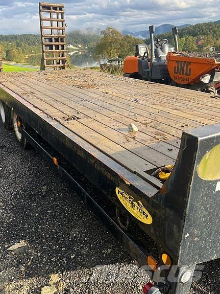  Predator boost 2 Prikolice za opštu namenu