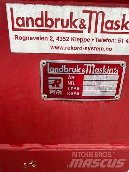 Rekord 8500 Rasturači đubriva