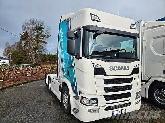 Scania R560 A6x2NB Tegljači