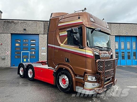 Scania R660A6X4NB Tegljači