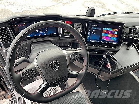 Scania R660A6X4NB Tegljači