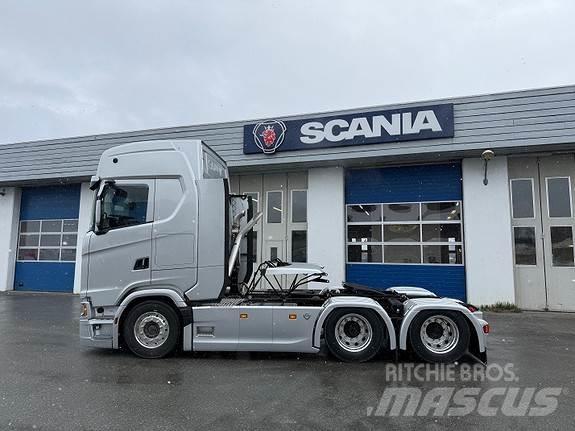 Scania S770 A6x4NB Tegljači