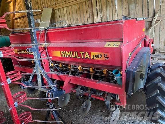 Simulta 2500 LB/SK Rasturači mineralnog đubriva