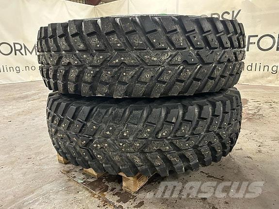  TRI 2 Vinterdekk Traktori