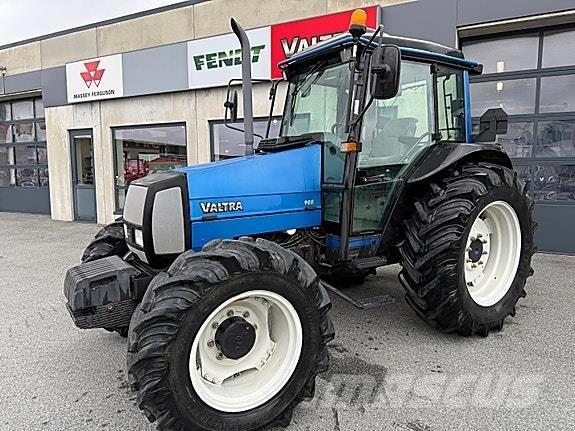 Valtra 900 TURBO Traktori