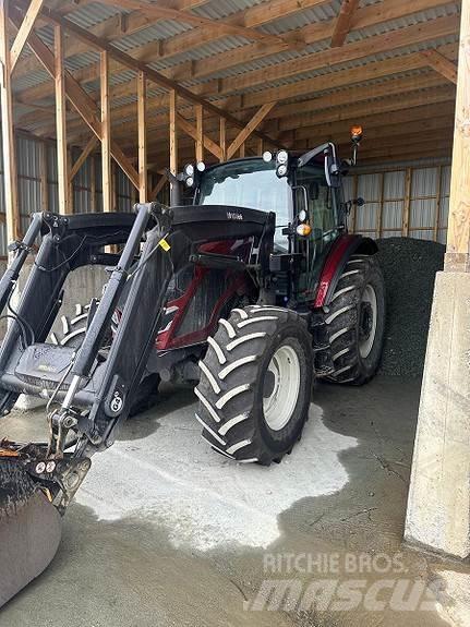 Valtra A105H4 Traktori