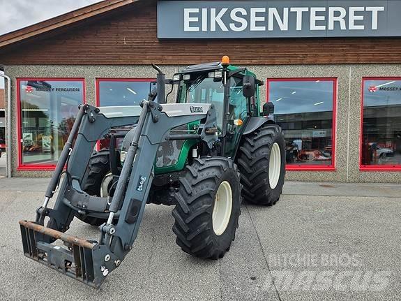 Valtra A92 Traktori