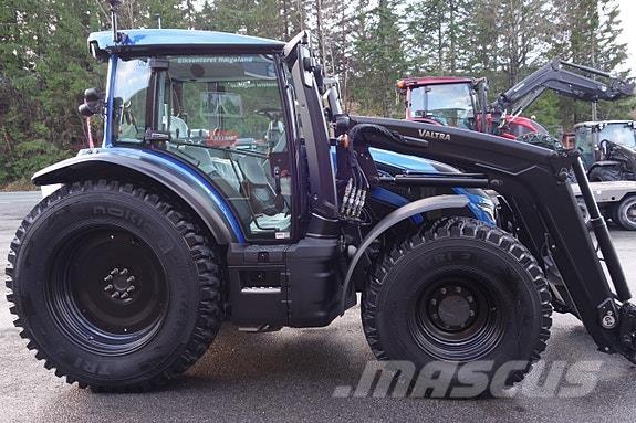 Valtra G125 Aktive Traktori