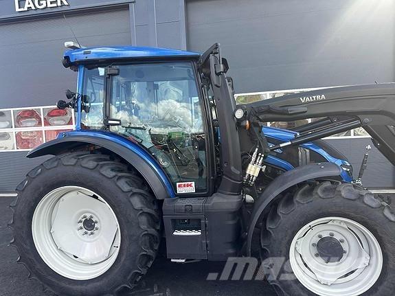 Valtra G135 Activ Traktori
