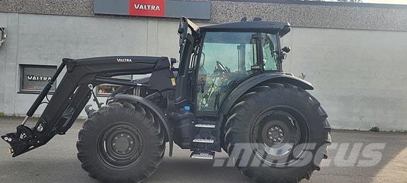 Valtra G135 Versu Traktori