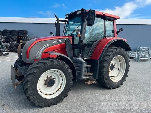 Valtra N142 D Traktori