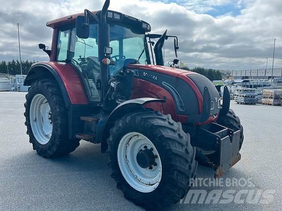 Valtra N142 D Traktori