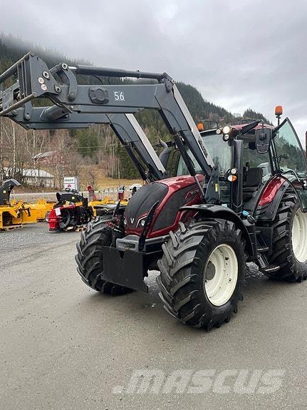 Valtra N174 Versu Traktori
