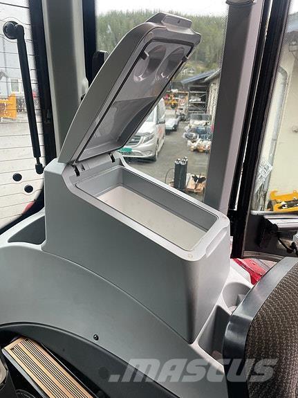 Valtra N174 Versu Traktori