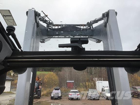 Valtra N174D Traktori