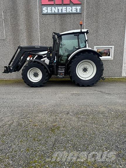 Valtra N174D Traktori