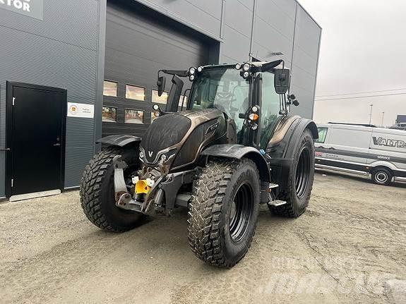 Valtra N175D Traktori