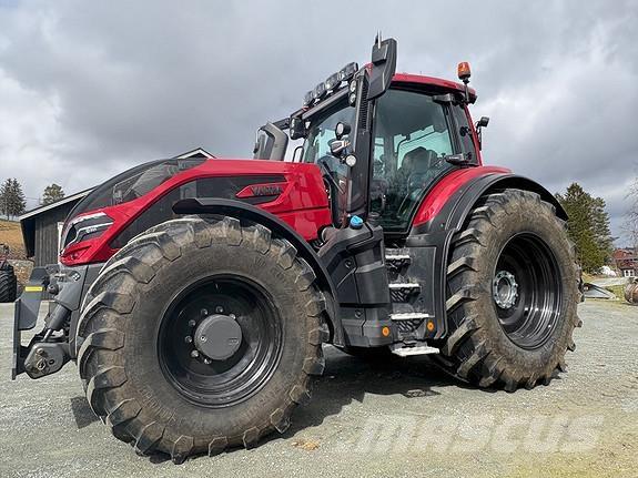 Valtra Q305 Traktori