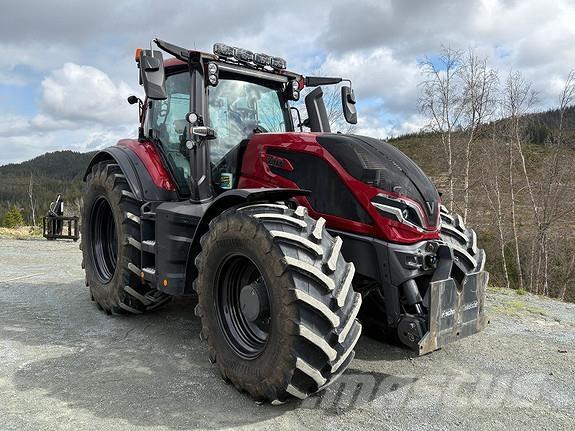 Valtra Q305 Traktori