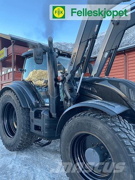 Valtra T 214 Traktori