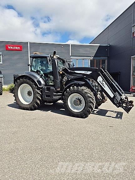 Valtra T 234 Versu Traktori