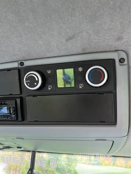 Valtra T174D Traktori