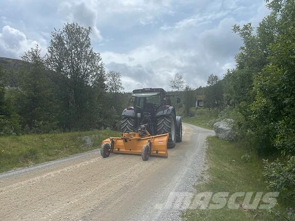 Valtra T203 Traktori