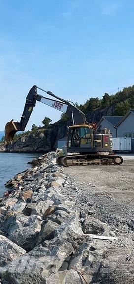 Volvo ECR235EL Bageri guseničari